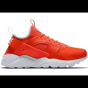 Nike Air Huarache Run Ultra Bright Crimson